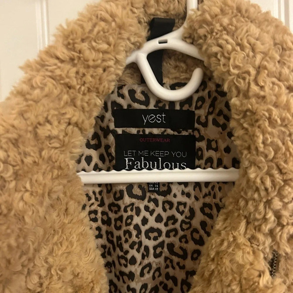 YEST beautiful mint condition Sherpa shearling teddy moto vest  size 10 - Picture 5 of 10